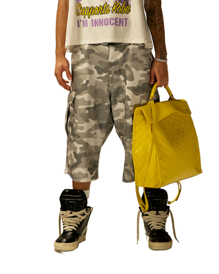 Camo Short Grey on model, front