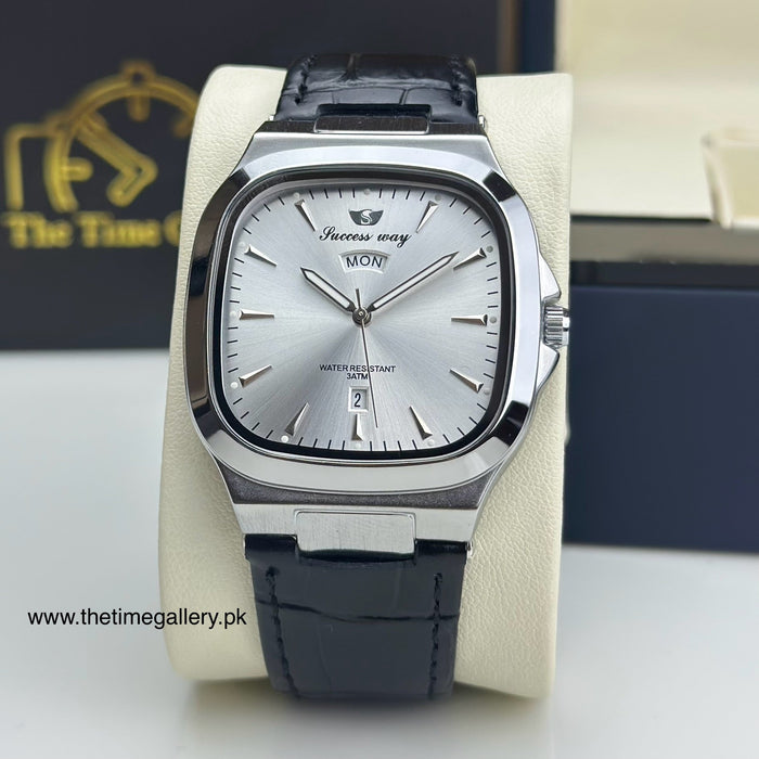 Casual Leather Strap Watch SW-L207