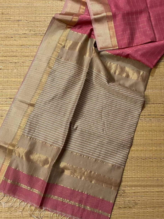 Dark pink handloom Maheshwari silk saree with tonal checks and a broad banded golden pallu