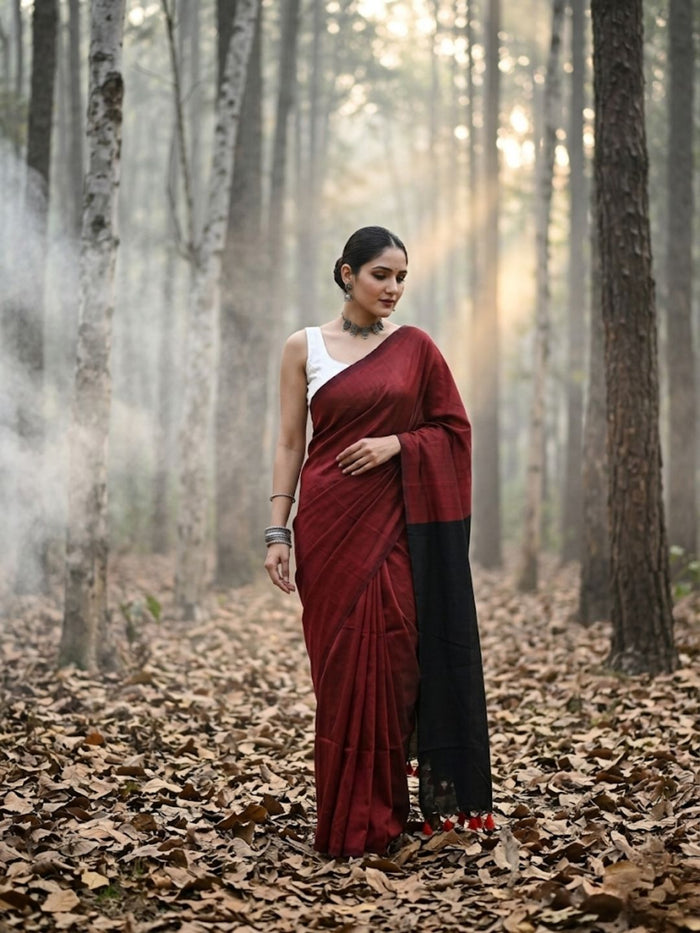 Indiehaat | Hand Dyed Khadi Cotton Saree Red