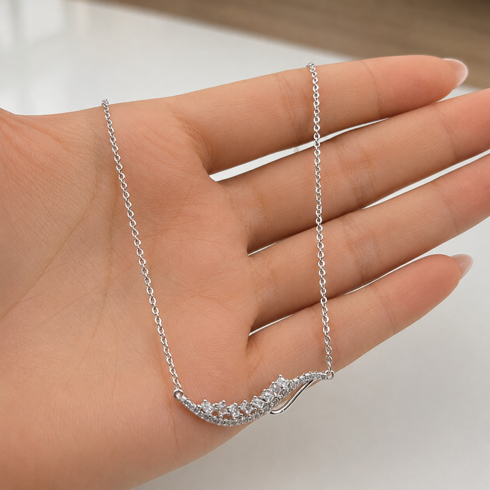 Elegant Feather Necklace