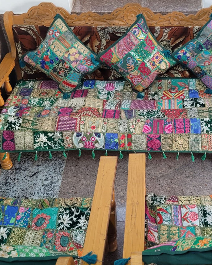 Indiehaat|Kambadiya Green Sofa Throw & Cushion Cover|Elegant DÃƒÂ©cor