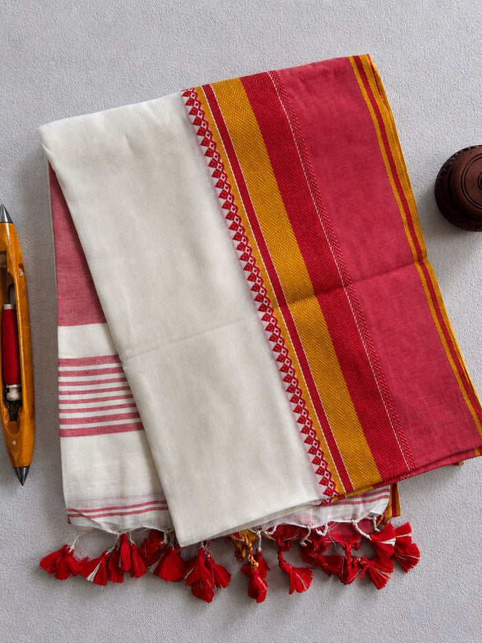 Indiehaat | Pure Khadi Cotton Handloom Saree Red & White