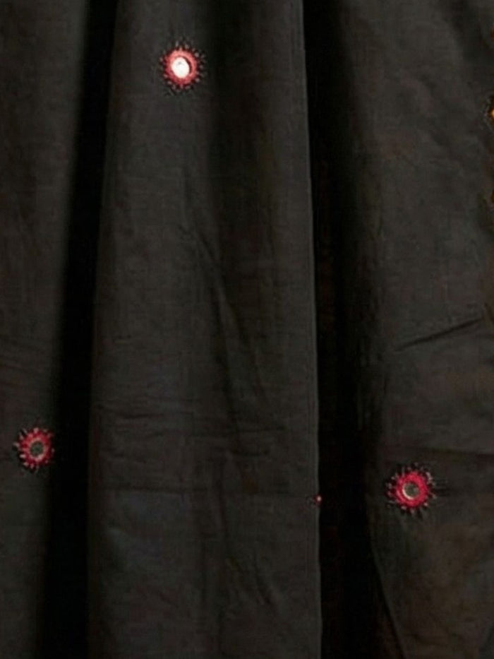 Indiehaat | Applique Kantha Pure Mul Cotton Dupatta Black